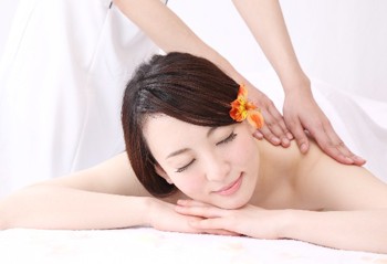 完璧保湿ケアから美肌ピーリングも! 肌の悩み別でみる「最新フェイシャル」