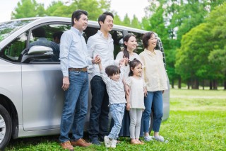 自動車保険を家族限定にするとお得？補償の範囲や仕組みを解説