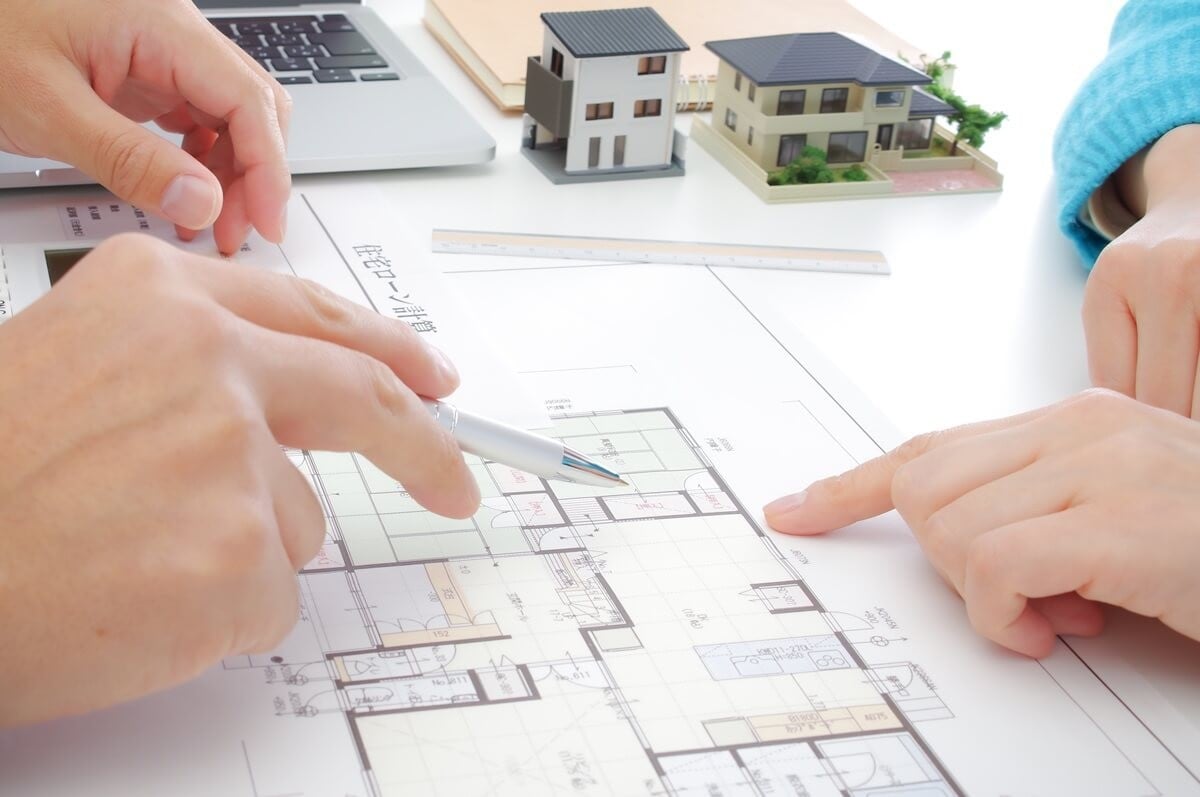 ���n�E�X���[�J�[��I�ԃ����b�g