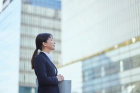 看護師から一般企業への転職を成功させるには？おすすめ業種や...